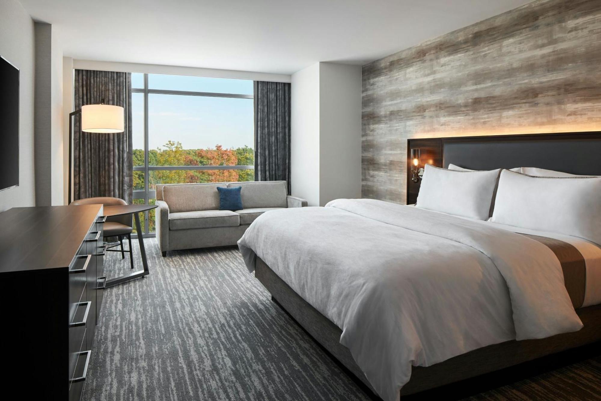 The Westin Richmond Dumbarton